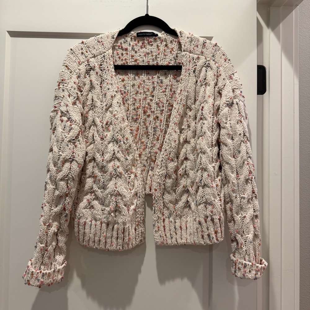 Chunky Cable Knit Confetti Moon & Madison Cropped Cardigan Sweater M Cream